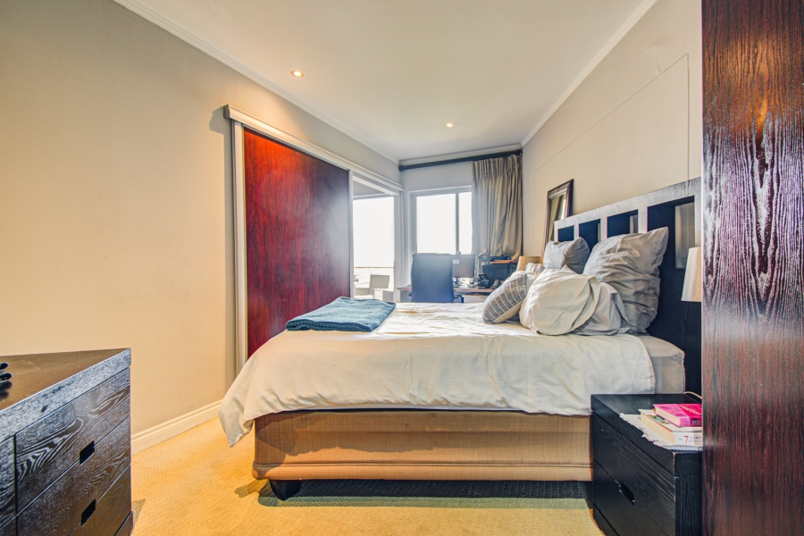To Let 1 Bedroom Property for Rent in Sandhurst Gauteng