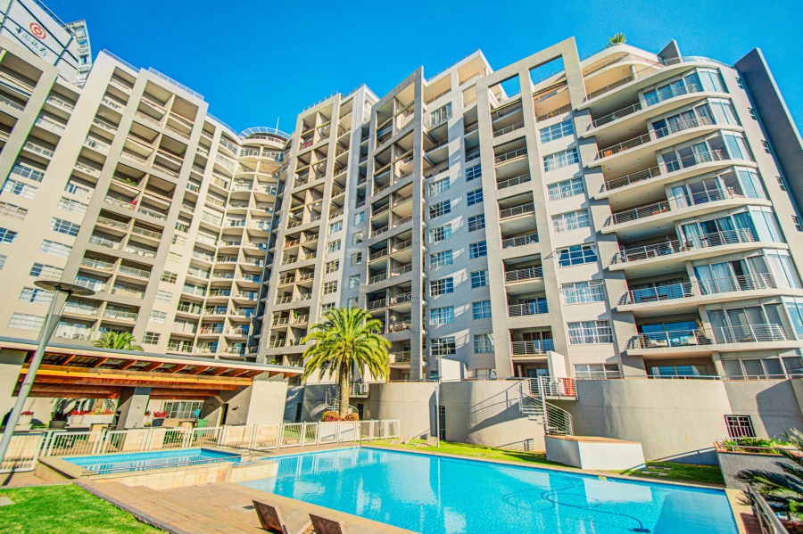 To Let 1 Bedroom Property for Rent in Sandhurst Gauteng