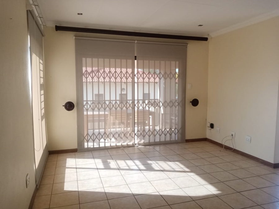 To Let 3 Bedroom Property for Rent in Greengate Gauteng