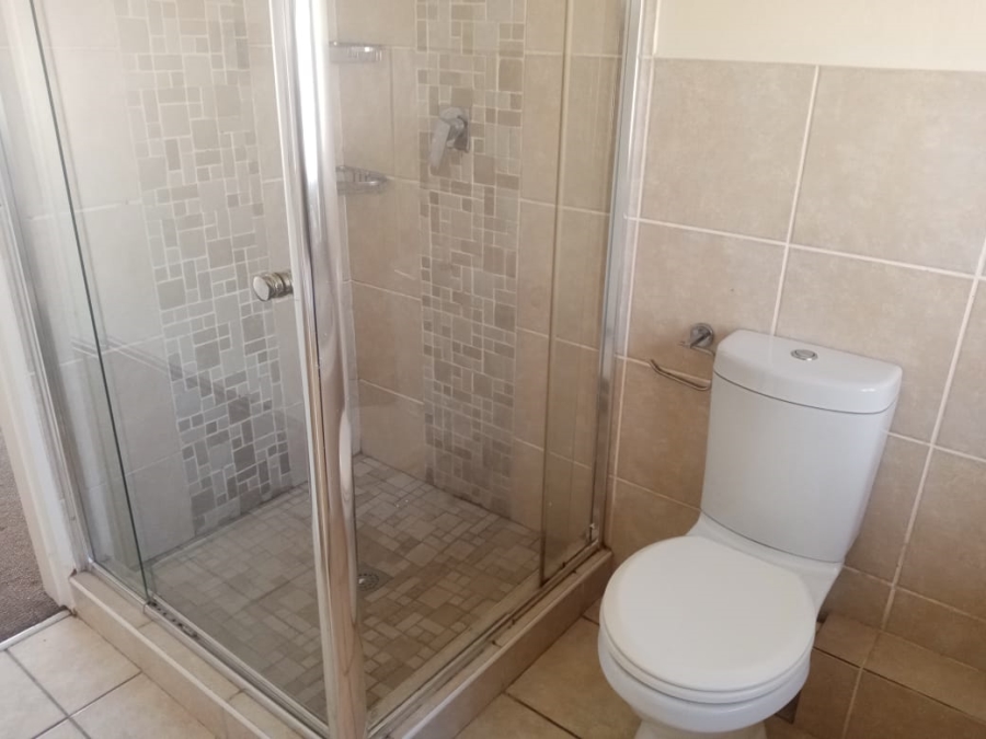 To Let 3 Bedroom Property for Rent in Greengate Gauteng