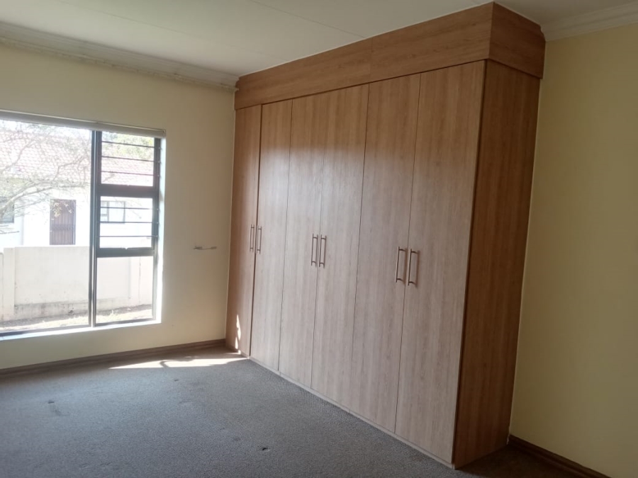 To Let 3 Bedroom Property for Rent in Greengate Gauteng