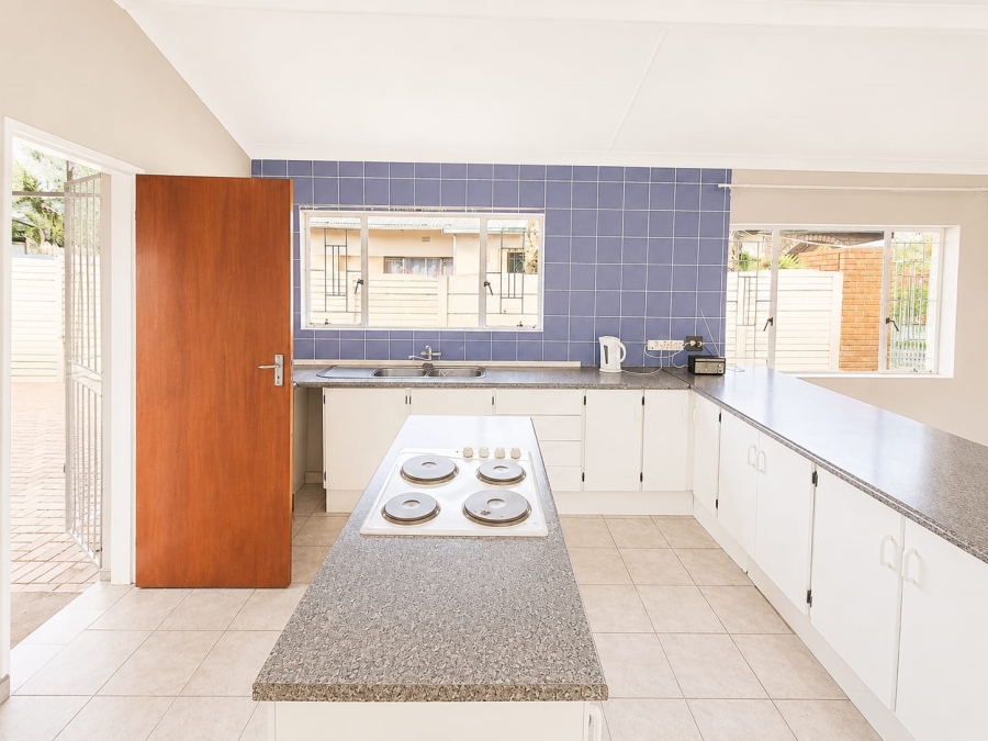 4 Bedroom Property for Sale in Les Marais Gauteng