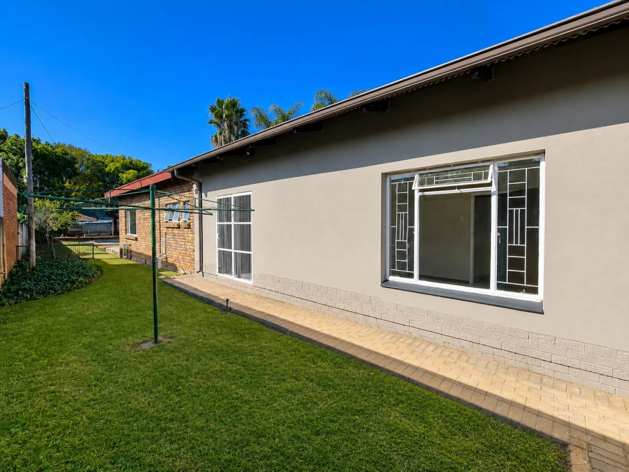 4 Bedroom Property for Sale in Les Marais Gauteng