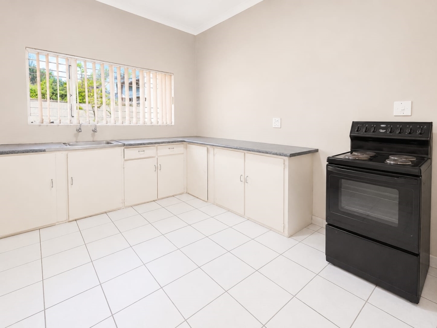 4 Bedroom Property for Sale in Les Marais Gauteng