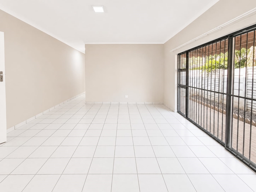 4 Bedroom Property for Sale in Les Marais Gauteng