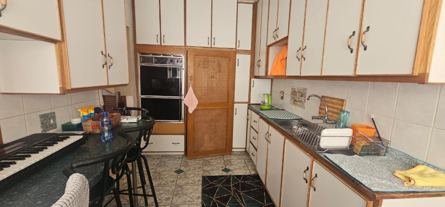 4 Bedroom Property for Sale in Eersterust Gauteng