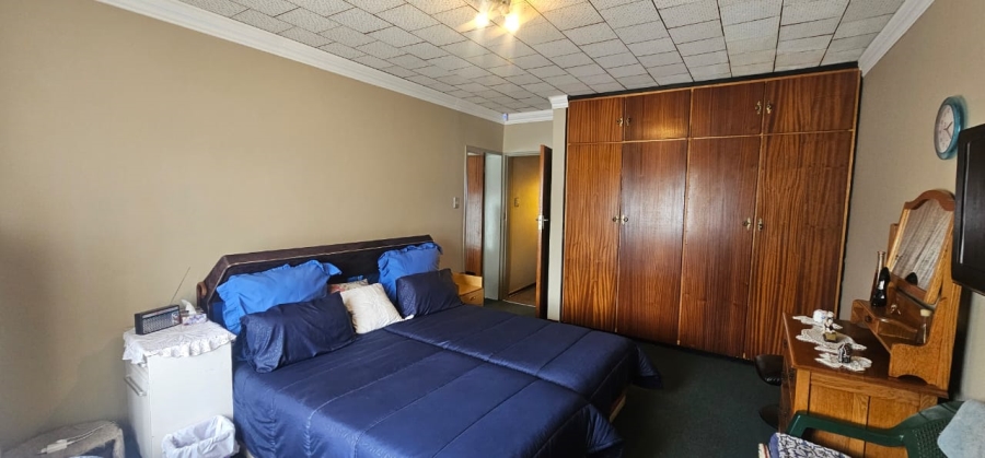 4 Bedroom Property for Sale in Eersterust Gauteng