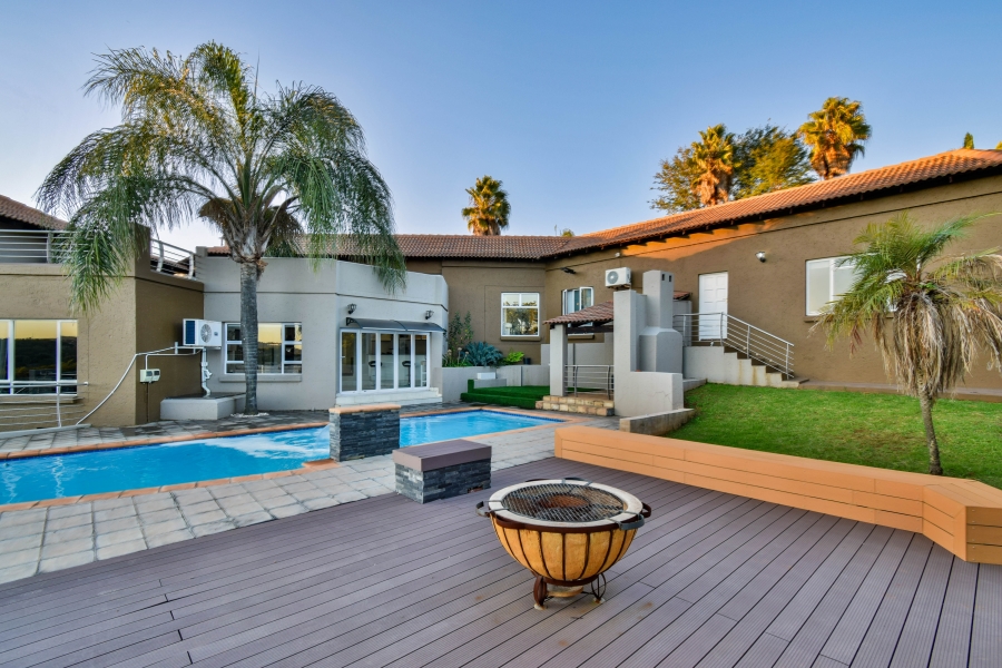 7 Bedroom Property for Sale in Mooikloof Equestrian Estate Gauteng