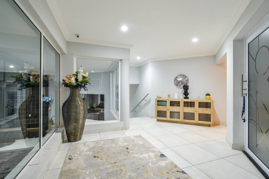 7 Bedroom Property for Sale in Mooikloof Equestrian Estate Gauteng