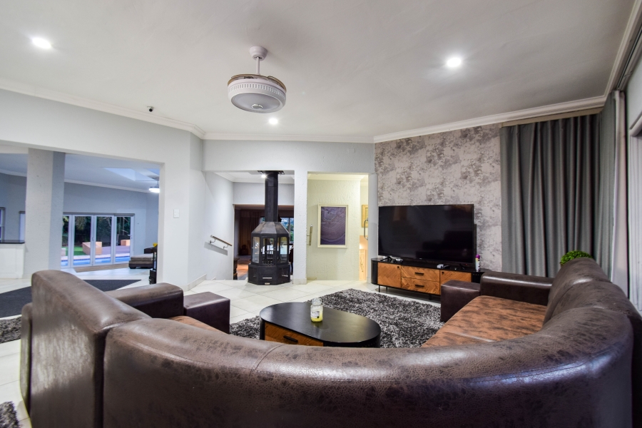 7 Bedroom Property for Sale in Mooikloof Equestrian Estate Gauteng