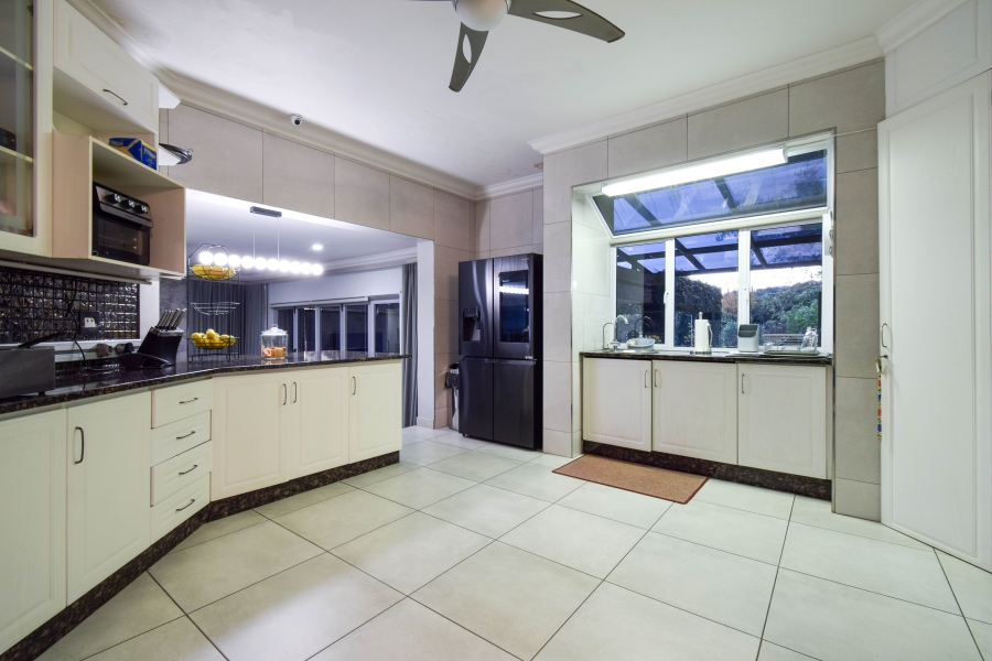7 Bedroom Property for Sale in Mooikloof Equestrian Estate Gauteng