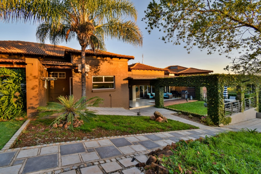 7 Bedroom Property for Sale in Mooikloof Equestrian Estate Gauteng