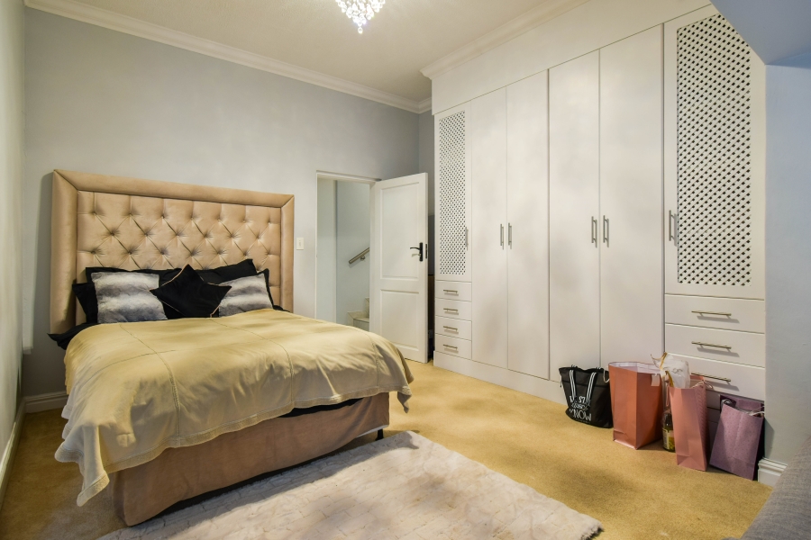 7 Bedroom Property for Sale in Mooikloof Equestrian Estate Gauteng
