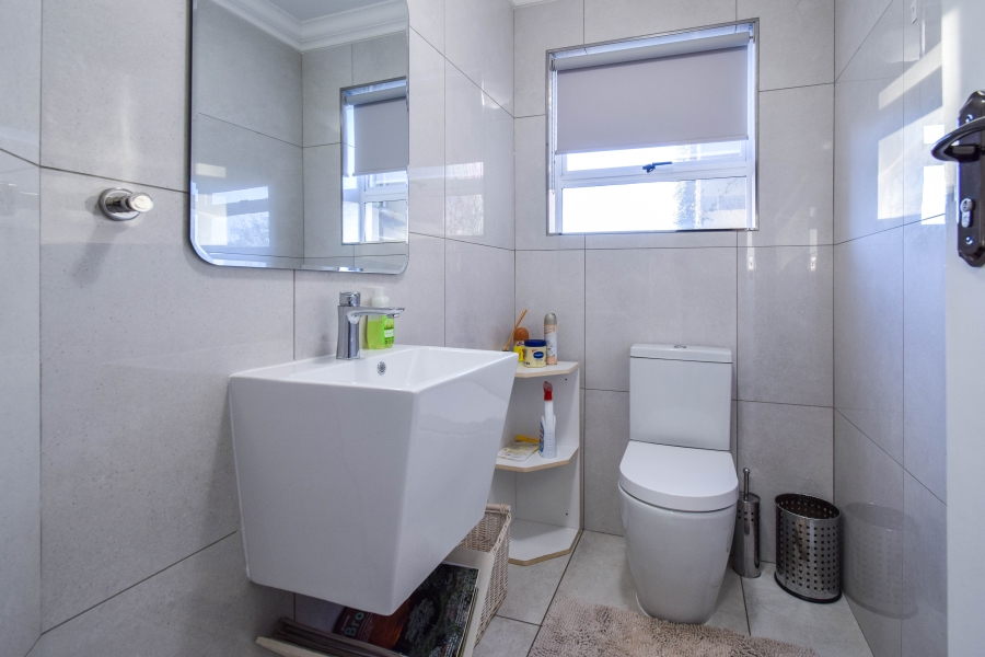 7 Bedroom Property for Sale in Mooikloof Equestrian Estate Gauteng