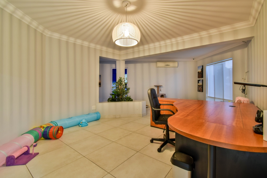 7 Bedroom Property for Sale in Mooikloof Equestrian Estate Gauteng