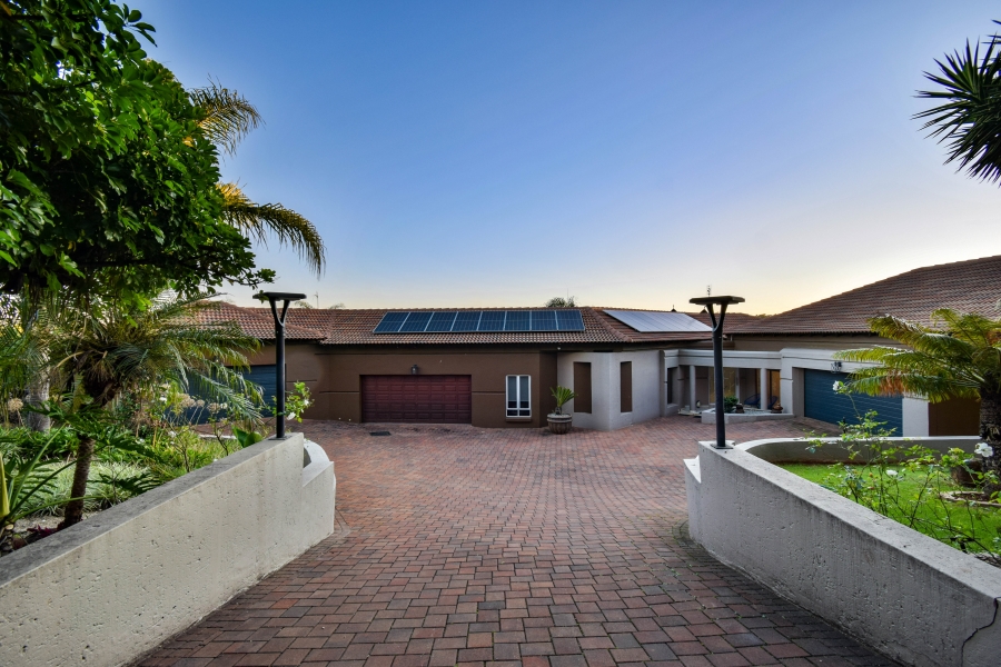 7 Bedroom Property for Sale in Mooikloof Equestrian Estate Gauteng