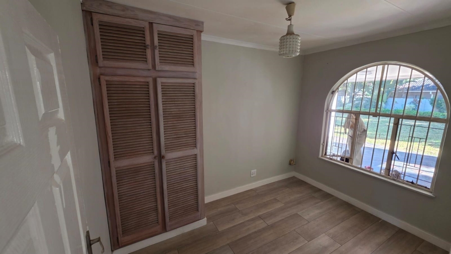4 Bedroom Property for Sale in Garsfontein Gauteng