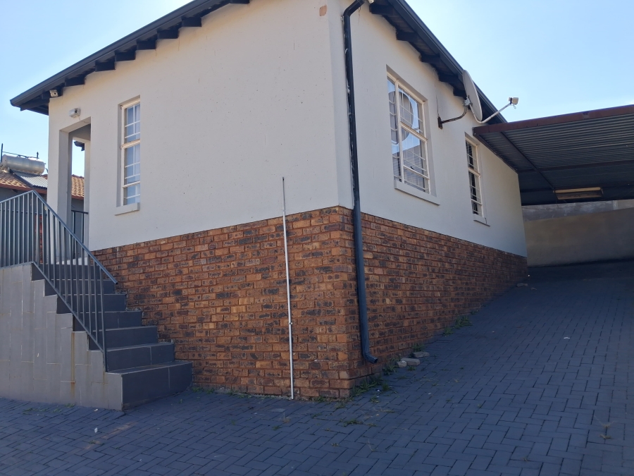 3 Bedroom Property for Sale in Atteridgeville Gauteng
