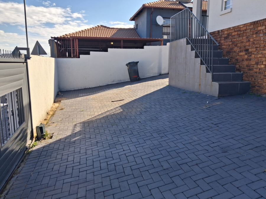 3 Bedroom Property for Sale in Atteridgeville Gauteng