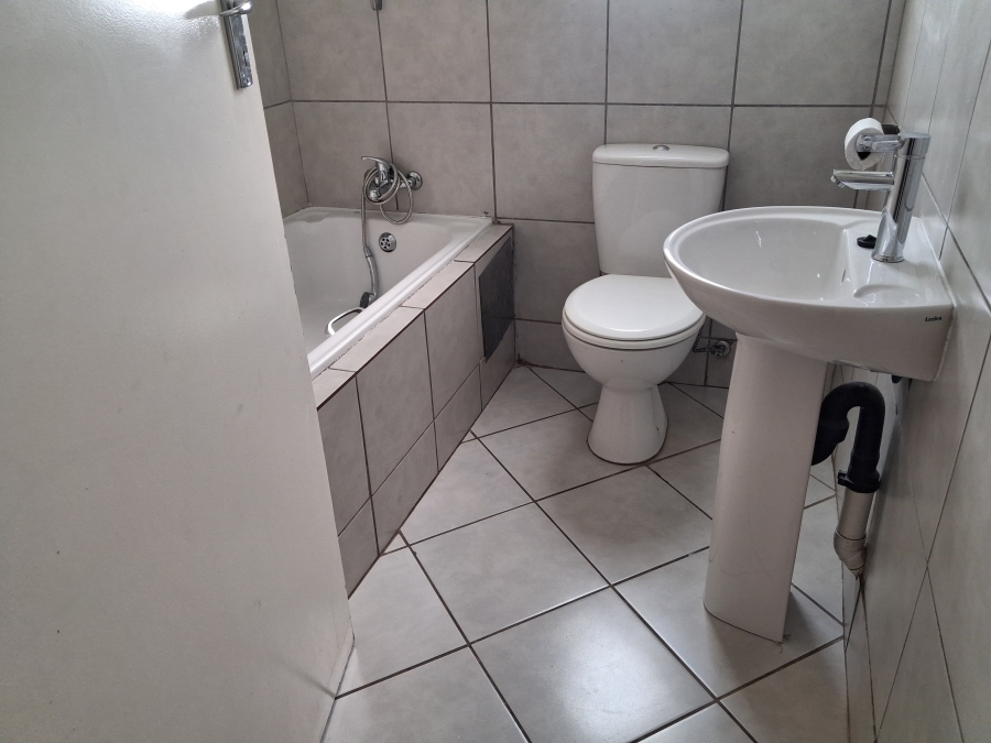 3 Bedroom Property for Sale in Atteridgeville Gauteng