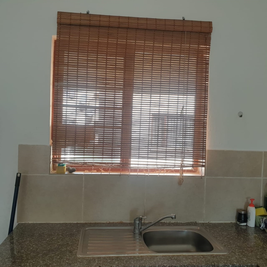 1 Bedroom Property for Sale in Hesteapark Gauteng