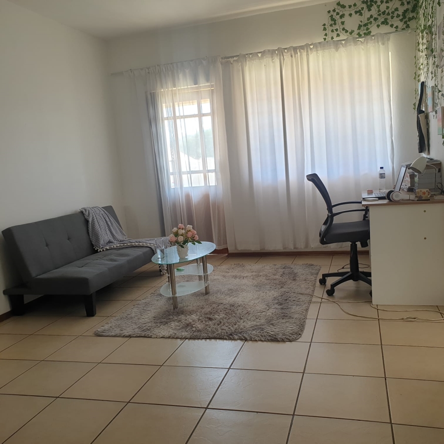 1 Bedroom Property for Sale in Hesteapark Gauteng