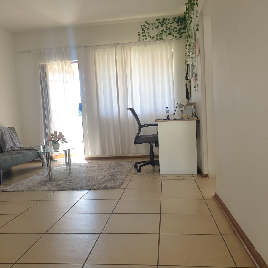 1 Bedroom Property for Sale in Hesteapark Gauteng