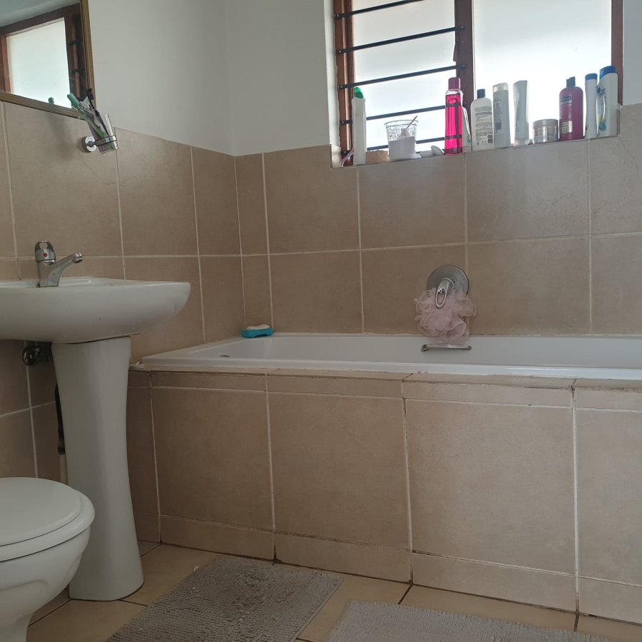 1 Bedroom Property for Sale in Hesteapark Gauteng