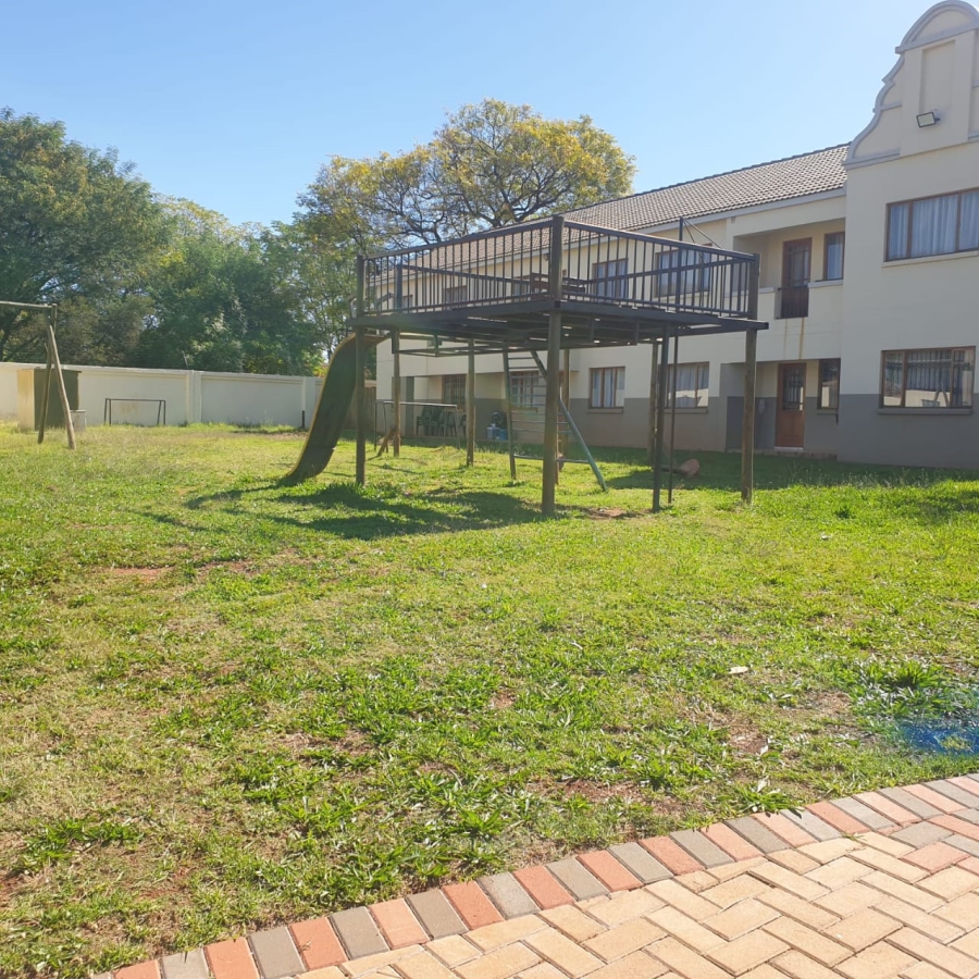 1 Bedroom Property for Sale in Hesteapark Gauteng