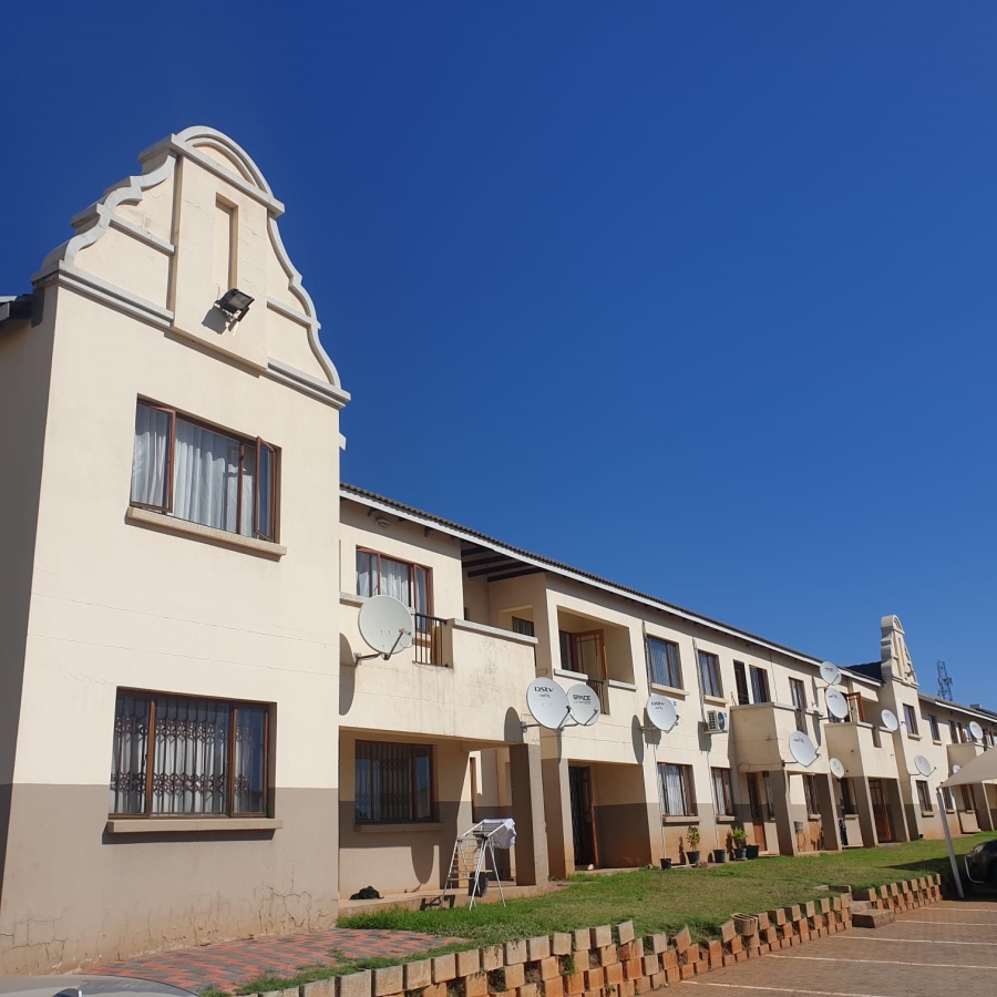 1 Bedroom Property for Sale in Hesteapark Gauteng