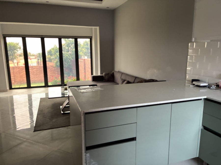 3 Bedroom Property for Sale in Mooikloof Ridge Gauteng