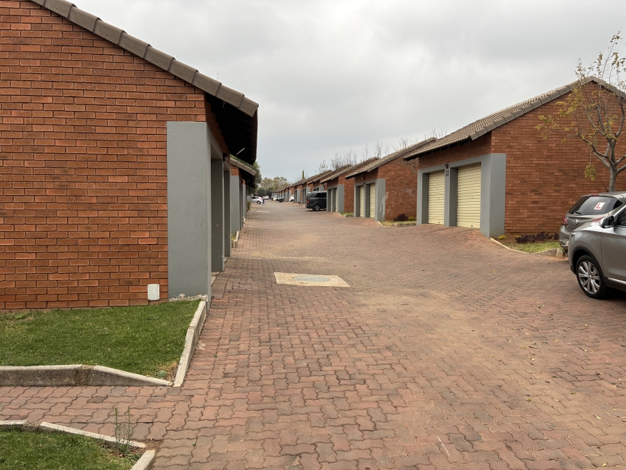 3 Bedroom Property for Sale in Mooikloof Ridge Gauteng