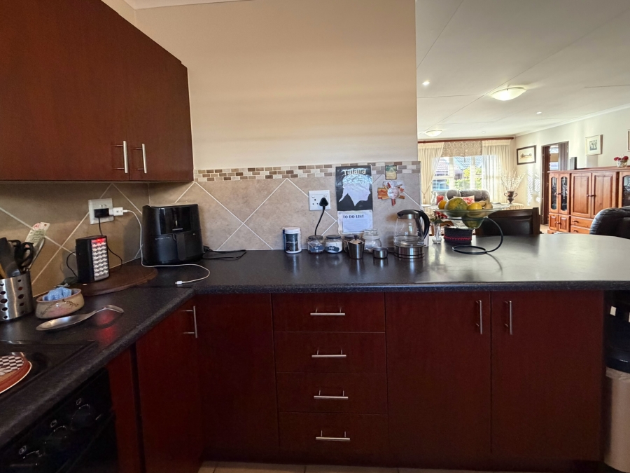 3 Bedroom Property for Sale in Montana Tuine Gauteng
