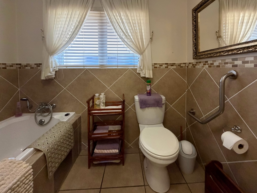 3 Bedroom Property for Sale in Montana Tuine Gauteng