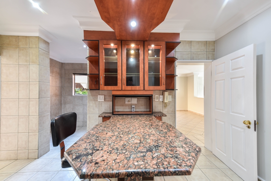 4 Bedroom Property for Sale in Woodhill Estate Gauteng