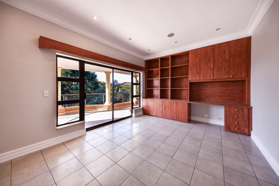 4 Bedroom Property for Sale in Woodhill Estate Gauteng