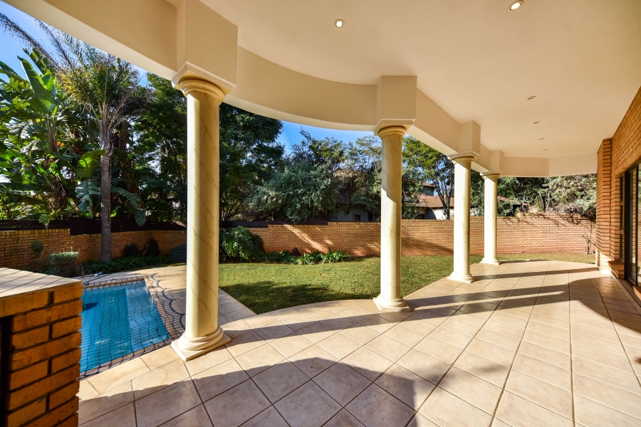 4 Bedroom Property for Sale in Woodhill Estate Gauteng