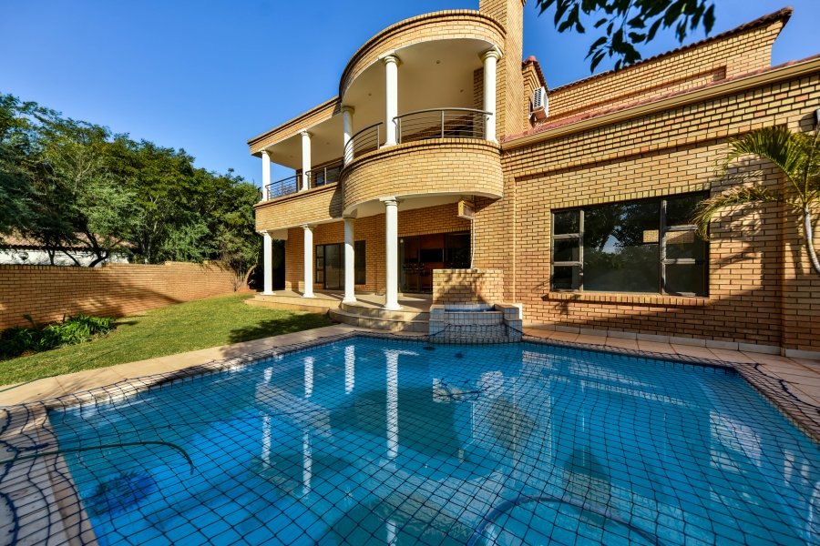 4 Bedroom Property for Sale in Woodhill Estate Gauteng
