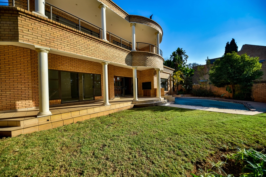 4 Bedroom Property for Sale in Woodhill Estate Gauteng