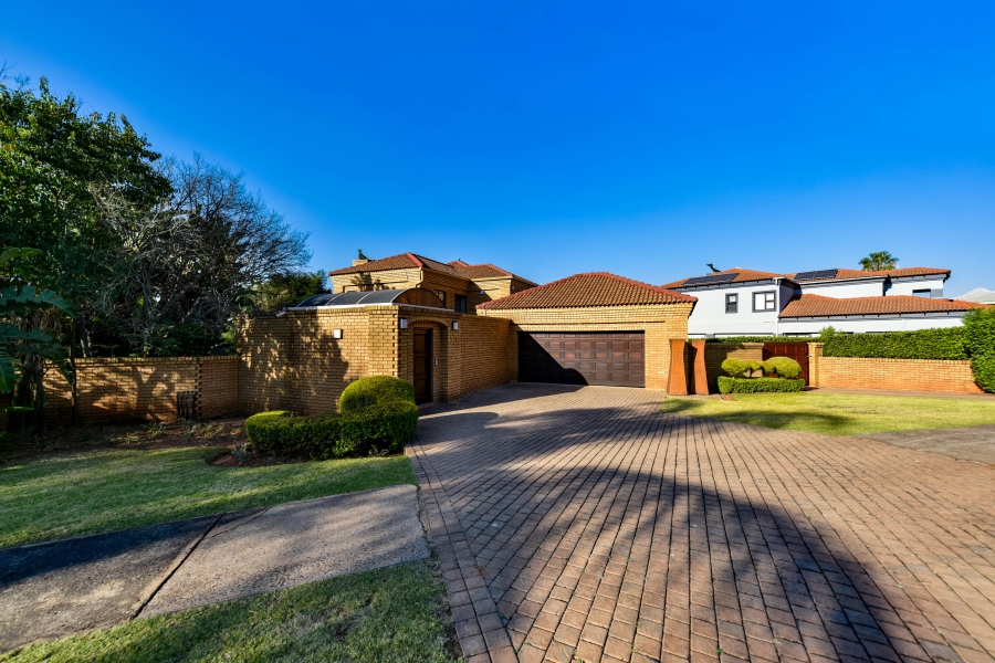 4 Bedroom Property for Sale in Woodhill Estate Gauteng