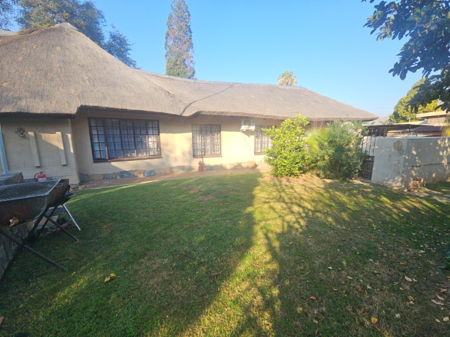 4 Bedroom Property for Sale in Brackendowns Gauteng