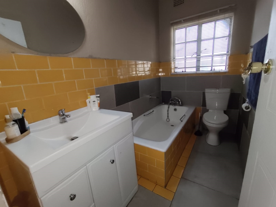 4 Bedroom Property for Sale in Brackendowns Gauteng