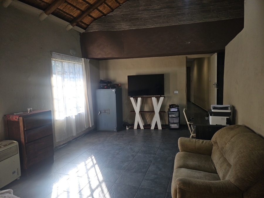 4 Bedroom Property for Sale in Brackendowns Gauteng