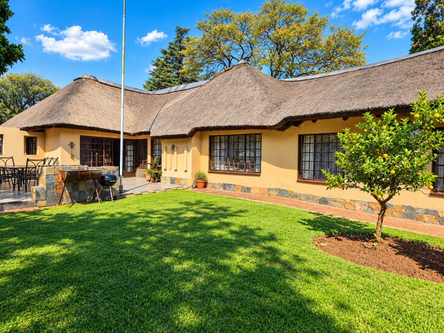 4 Bedroom Property for Sale in Brackendowns Gauteng