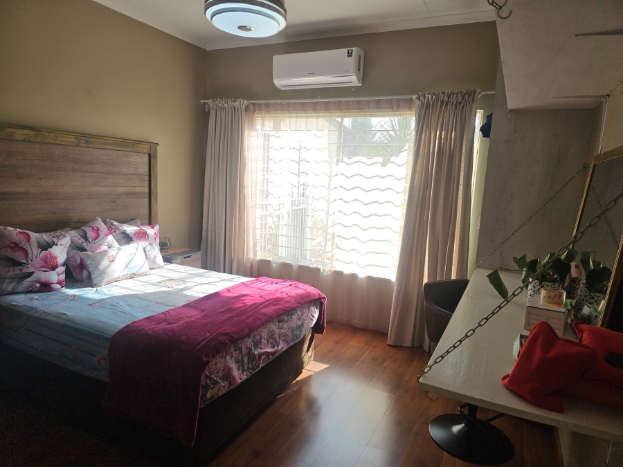4 Bedroom Property for Sale in Brackenhurst Gauteng