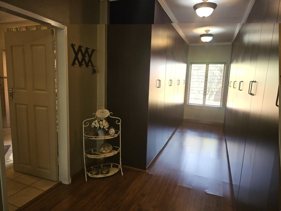 4 Bedroom Property for Sale in Brackenhurst Gauteng