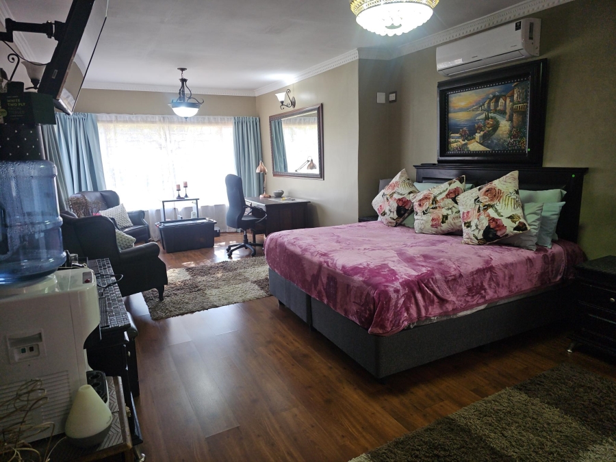 4 Bedroom Property for Sale in Brackenhurst Gauteng