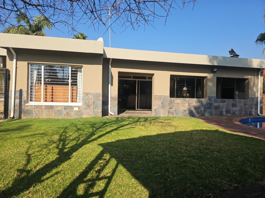 4 Bedroom Property for Sale in Brackenhurst Gauteng