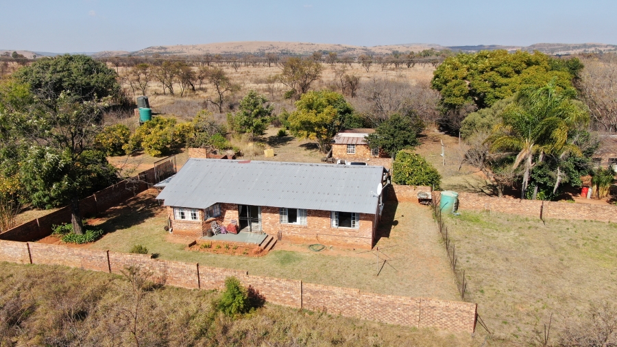 4 Bedroom Property for Sale in Kameelfontein Gauteng