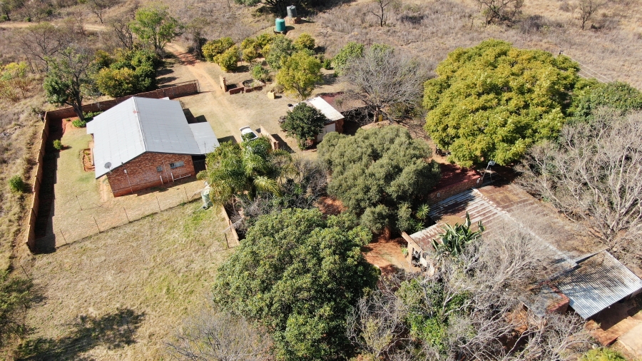 4 Bedroom Property for Sale in Kameelfontein Gauteng